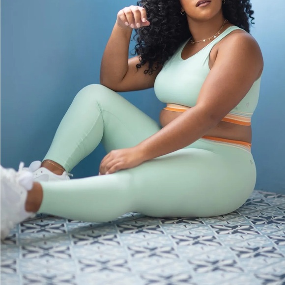 POPFLEX Retro Rainbow Collection Believe Leggings in Mint - Picture 2 of 6